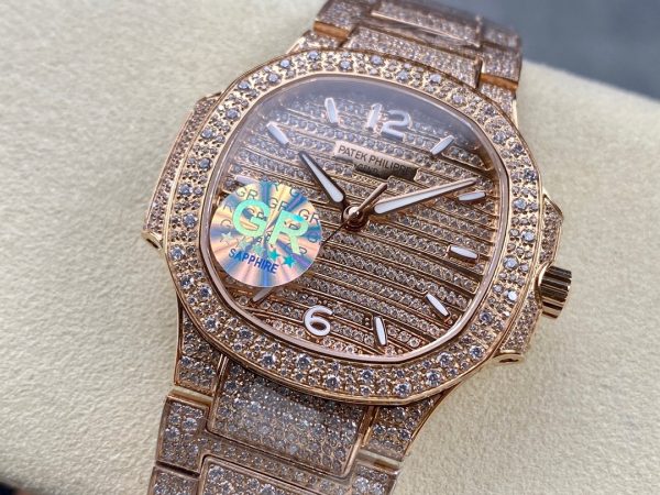Patek Philippe Aquanaut 7118/1450R-0011 - Image 3