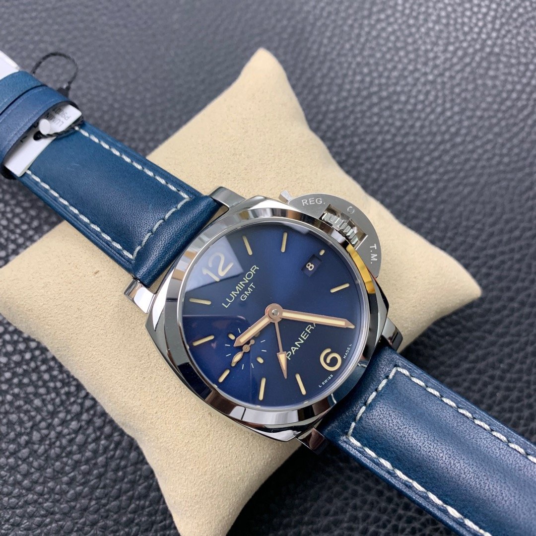1:1 Superclone Panerai Luminor 1950 3 Days GMT Automatic PAM 688 - Image 6