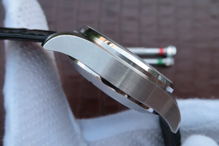 IWC Portofino Chronograph IW391007 White Dial 1:1 Superclone - Image 5