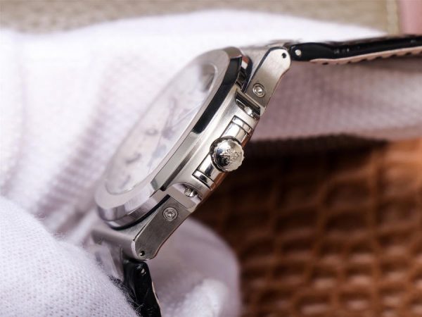 1:1 Superclone- Patek Philippe Nautilus 5726/1A-010 (white dial patek) - Image 6