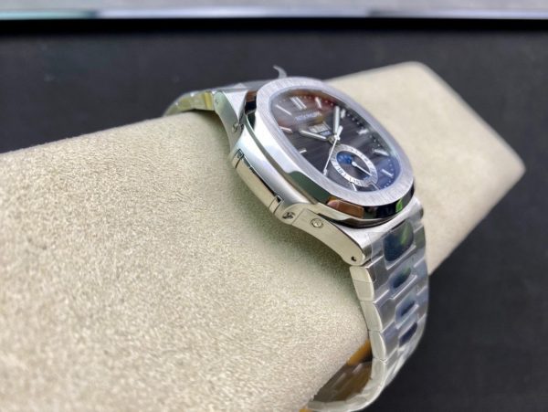 1:1 Superclone- Patek Philippe Nautilus Annual Calendar 5726 - Image 6