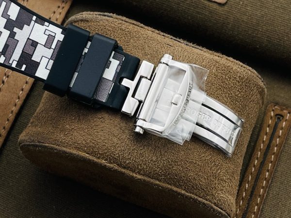 Roger Dubuis Excalibur RDDBEX0393SS - Image 8