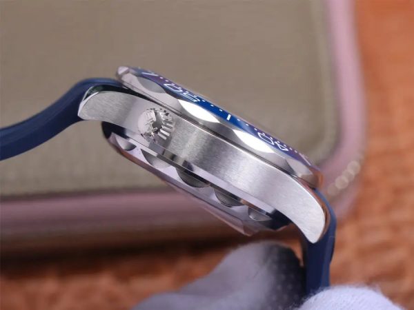 Omega Seamaster 300 -1:1 Superclone - Image 5