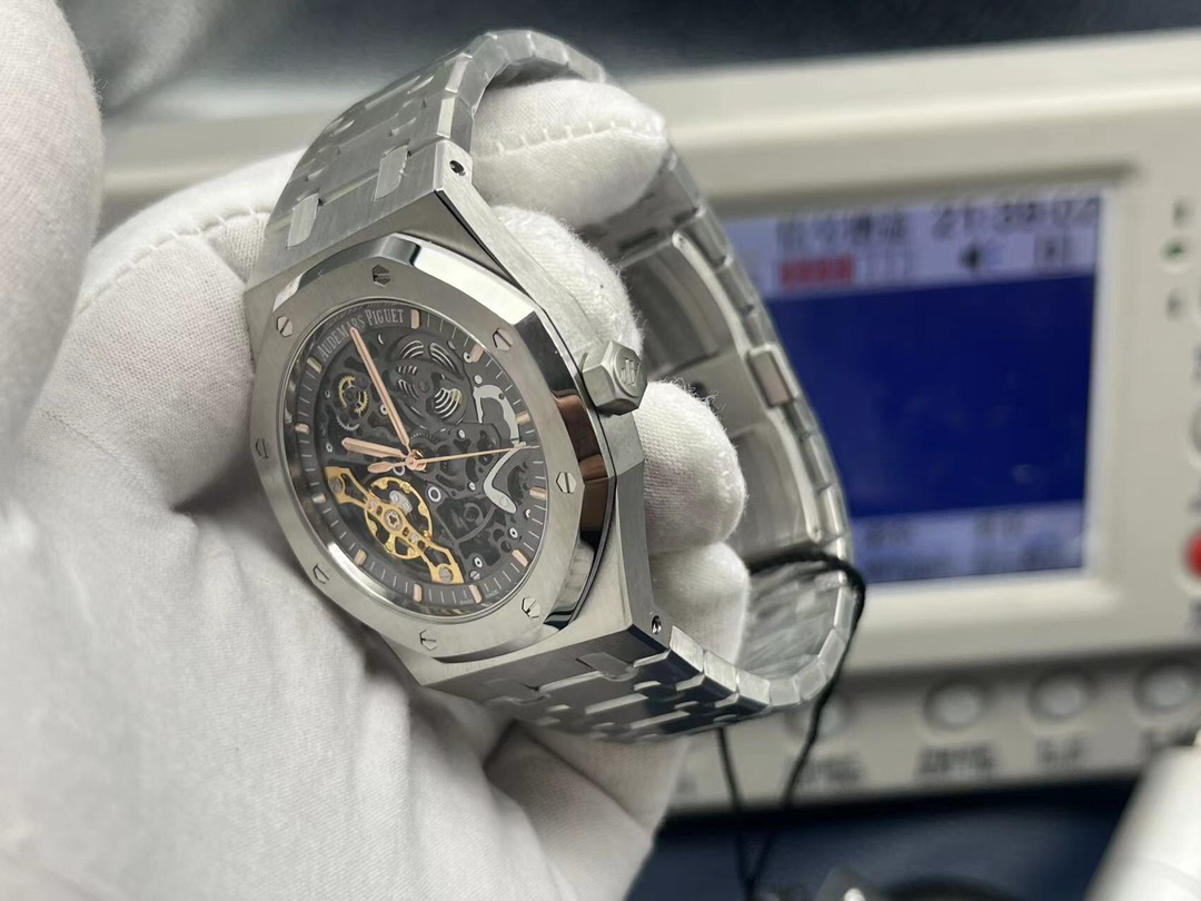 Audemars Piguet Royal Oak 15407 41mm - Image 6