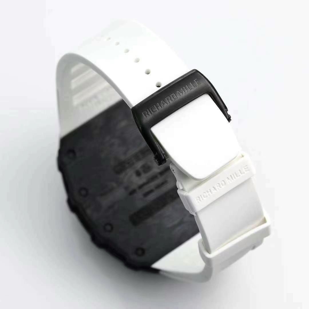 Top Swiss Replica Richard Mille RM35-01 – Carbon Fiber Case & White Rubber Strap - Image 9