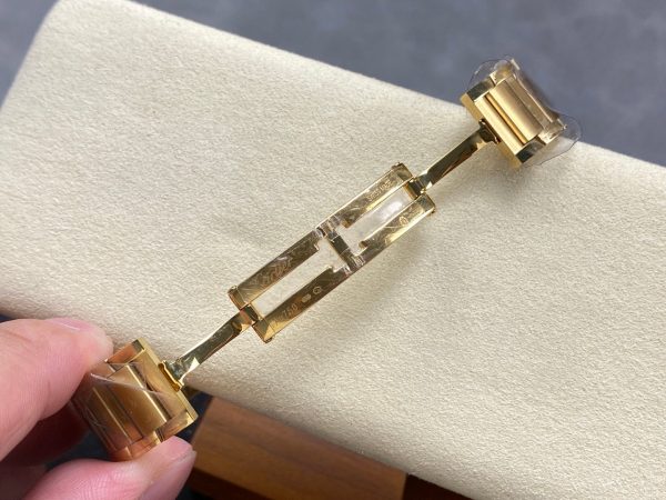 1:1 Super Clone Cartier Tank WGTA0114 – 25.7 X 21.2mm - Image 3