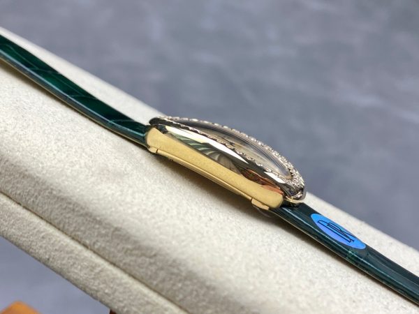 1:1 Super Clone Cartier Baignoire Bathtub Series Watch - Image 6