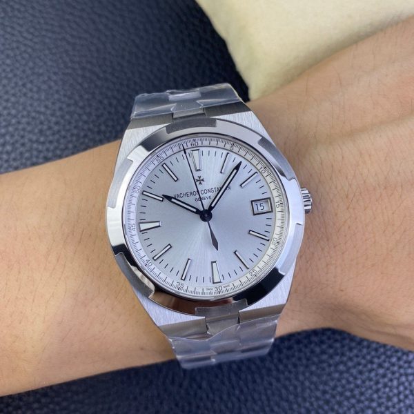 1:1 Super Clone Vacheron (Constantin Overseas 4500V )Series - Image 9