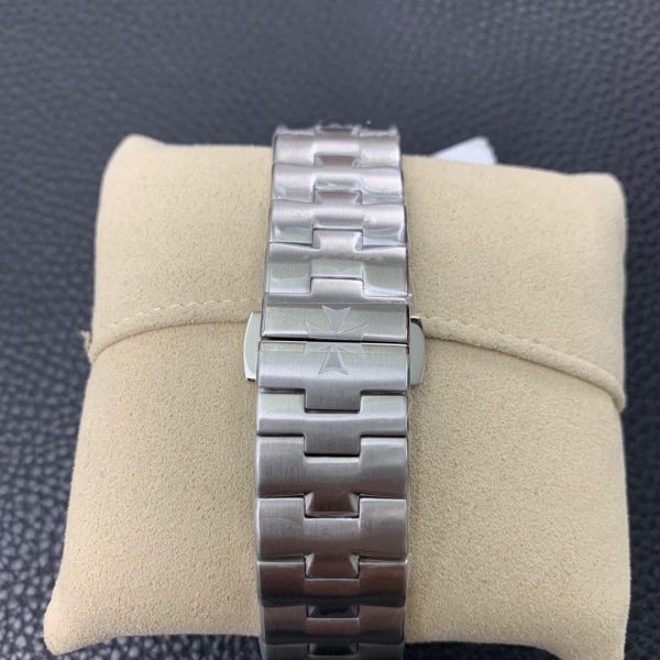 1:1 Super Clone Vacheron Constantin Overseas Moon Phase Multifunction Watch - Image 4