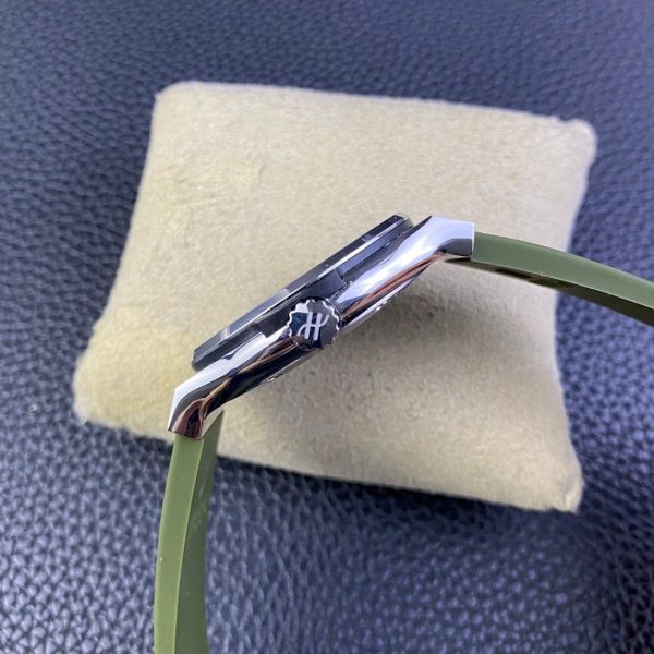 1:1 Super Clone Hublot Titanium 42mm - Image 5