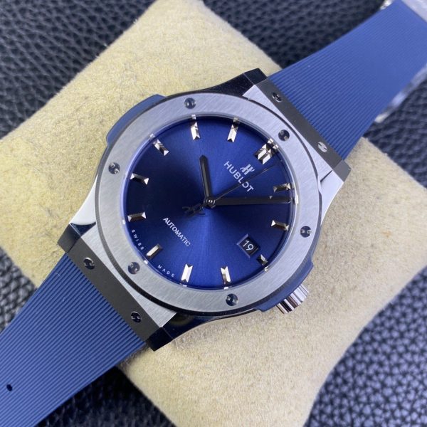 1:1 Super Clone Hublot Titanium 42mm - Image 8