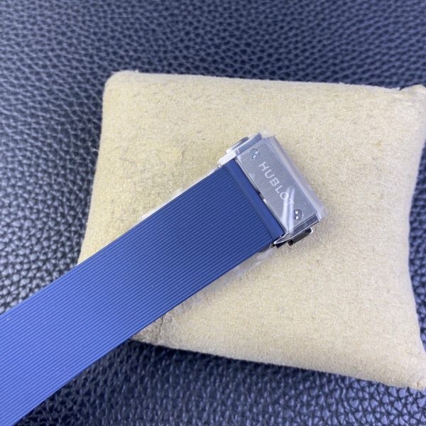 1:1 Super Clone Hublot Titanium 42mm - Image 4
