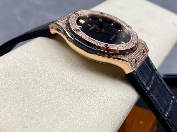 1:1 Super Clone Hublot Titanium 42mm - Image 6