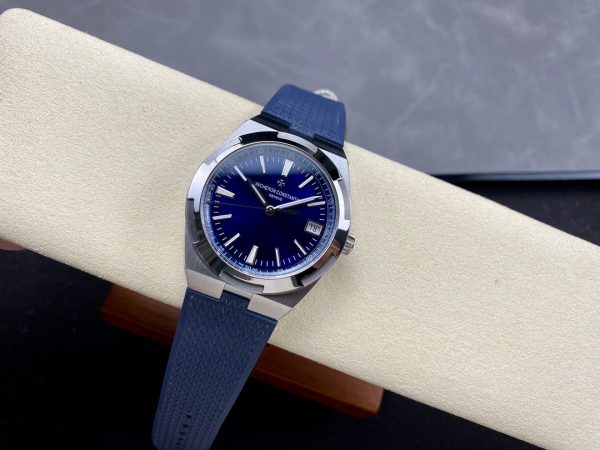 1:1 Super Clone Vacheron Constantin Overseas (4500V Series) - Image 7