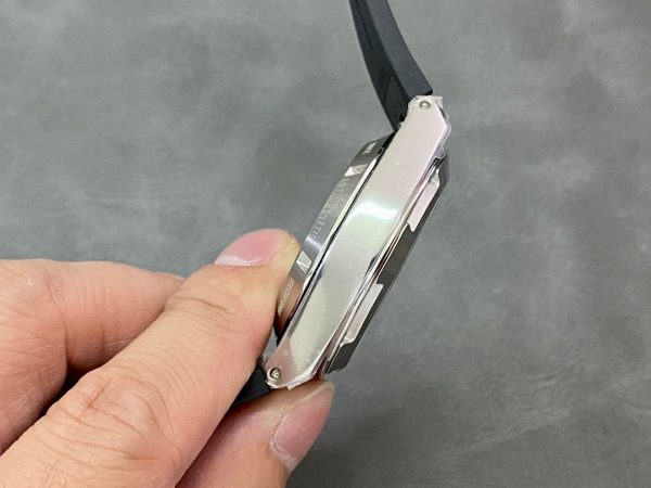 1:1 Super Clone Vacheron Constantin Overseas 5500V - Image 6