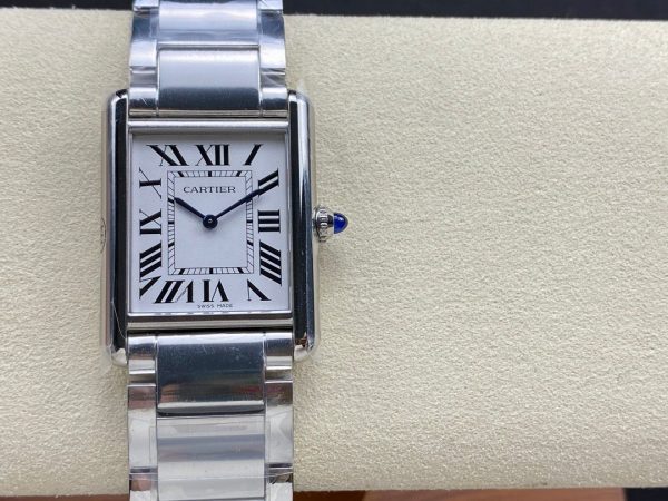 1:1 Super Clone Cartier Tant Must is available in small and medium sizes: 33.7*25.5/ 29.5mm*22mm