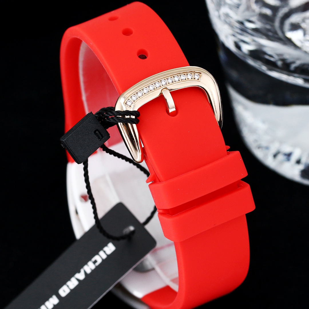 Replica Richard Mille RM07-01 Super Clone Watch with Ceramic & Diamond Design - Image 5