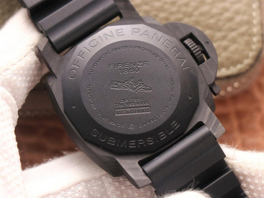 Panerai Luminor Submersible PAM 960- 1:1 Superclone - Image 5