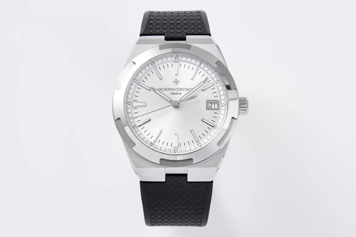 Vacheron Constantin Overseas 4500V Series – Silver Dial with Black Rubber Strap – Luxury Steel – Quality