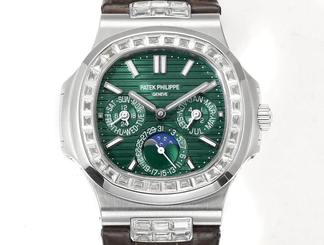 Patek Philippe Nautilus 5740 Green - Image 2