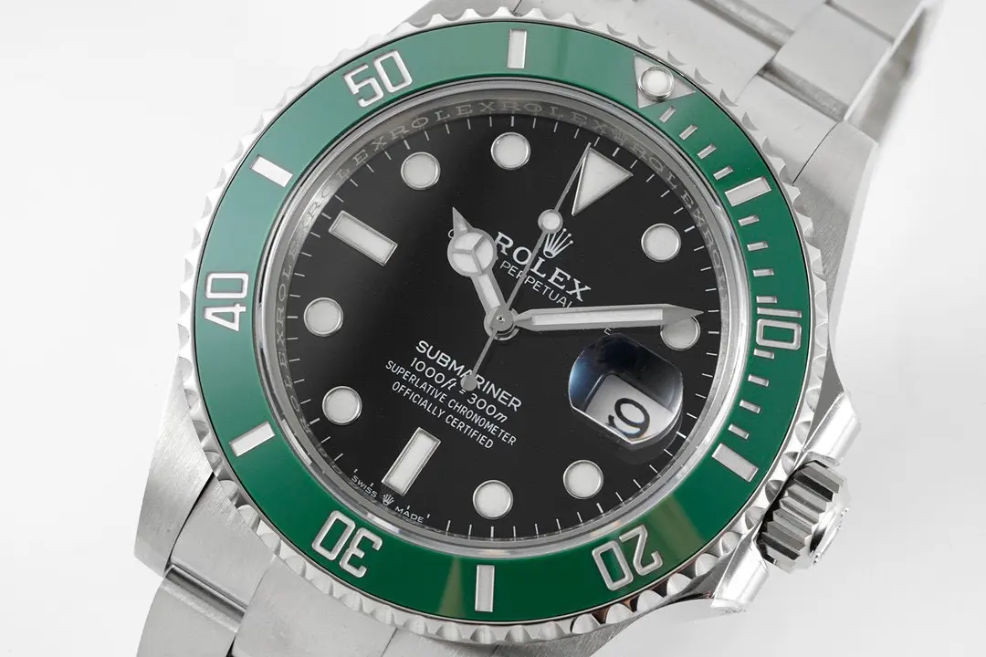 Rolex Submariner 41MM Green Bezel Black Dial Stainless Steel - Image 2