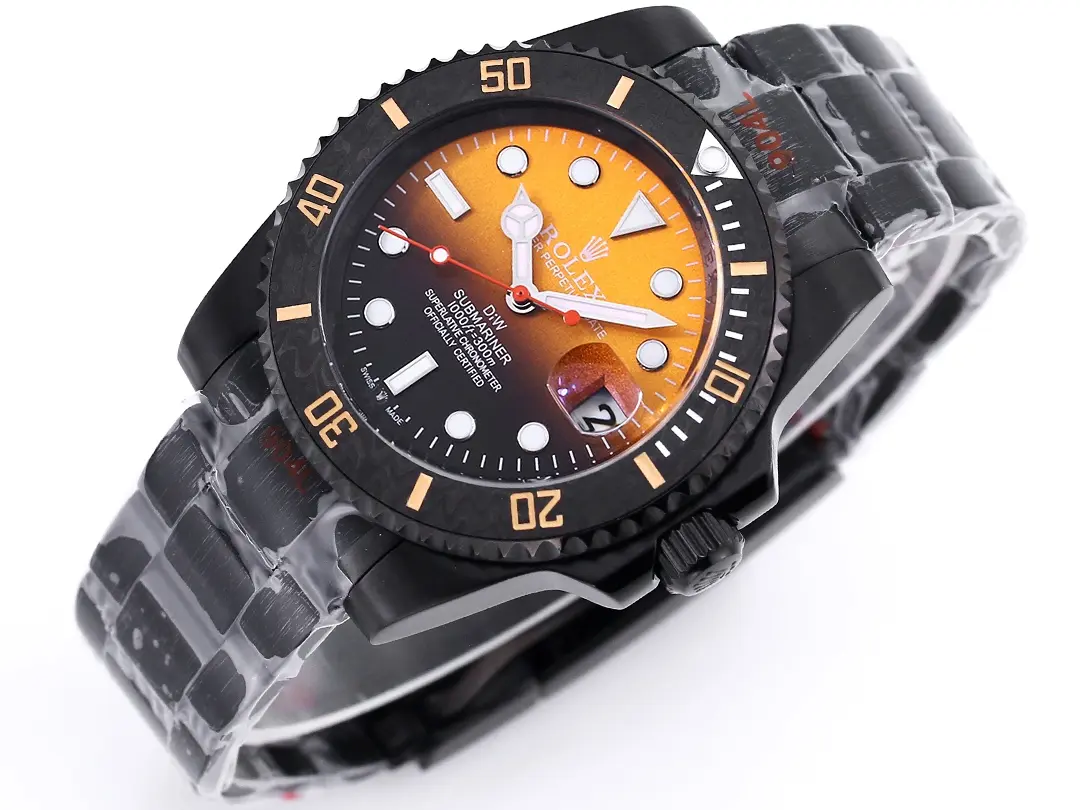 Rolex Submariner PARAKEET – Custom Gradient Green Dial, Black Carbon Fiber Bezel, 904L Steel - Image 2