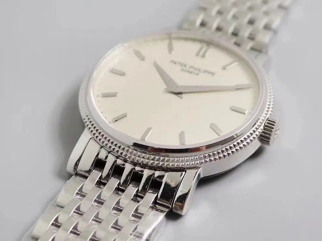 Patek Philippe Calatrava 5120G Silver - Image 2