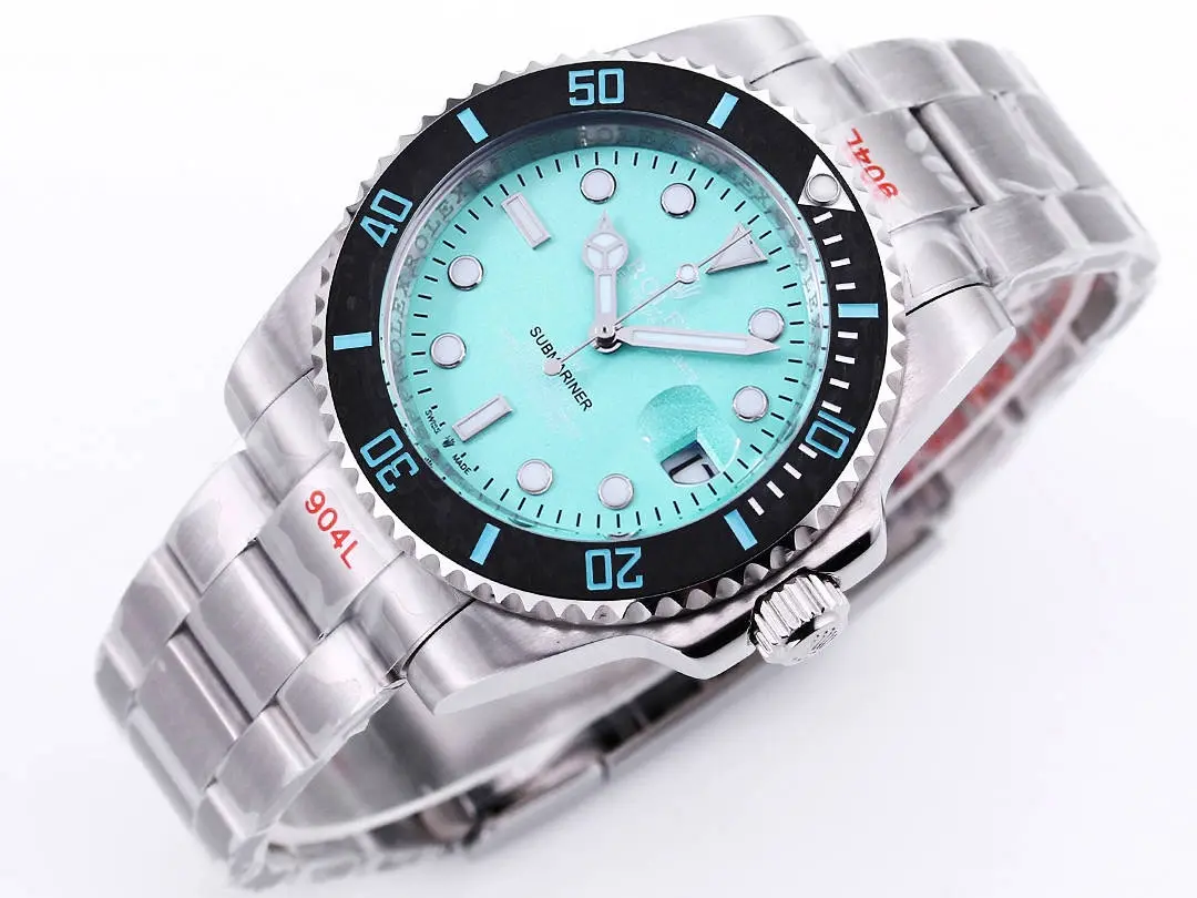 Rolex Submariner PARAKEET Custom Watch – Gradient Green Dial, Carbon Fiber Bezel, Stainless Steel - Image 3