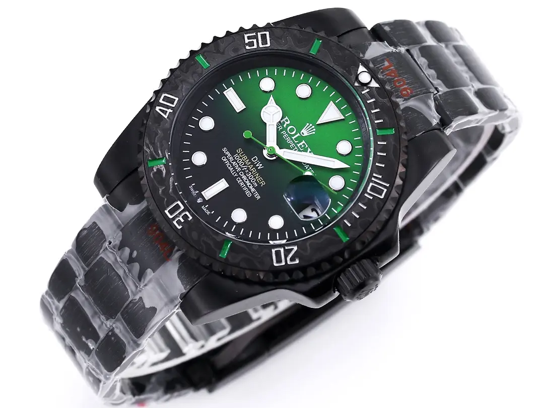 Rolex Submariner PARAKEET – Custom Black Carbon Fiber Bezel, Gradient Green Dial, 904L Steel by Official Store - Image 3