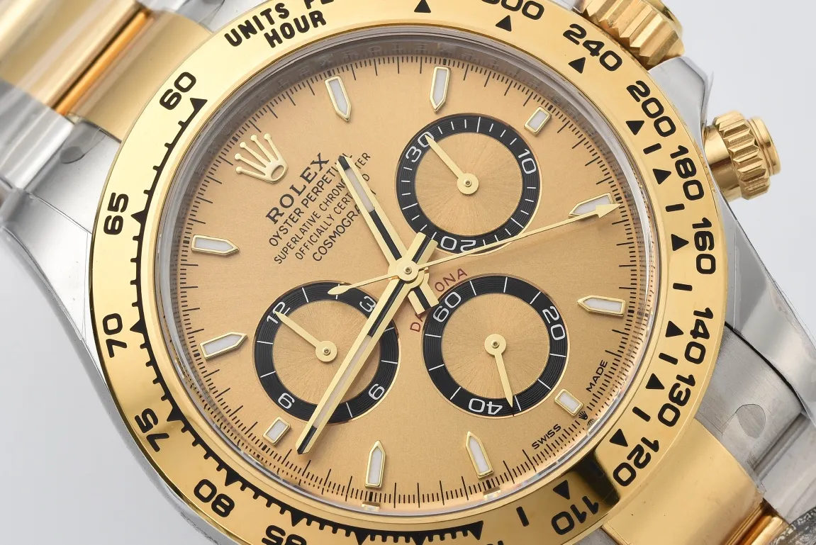 Rolex Daytona with Black Enamel Dial and Moissanite Stones - Image 3