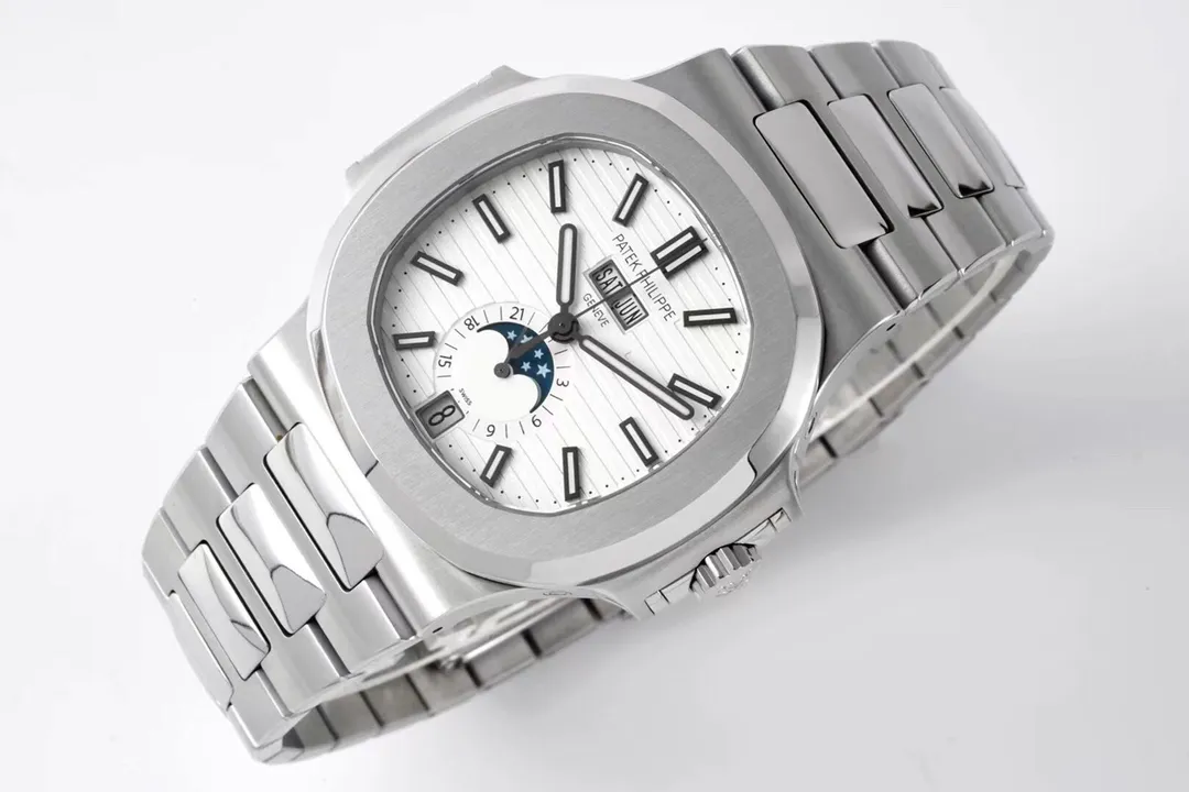 Patek Philippe Nautilus 5726/1A Silver - Image 3