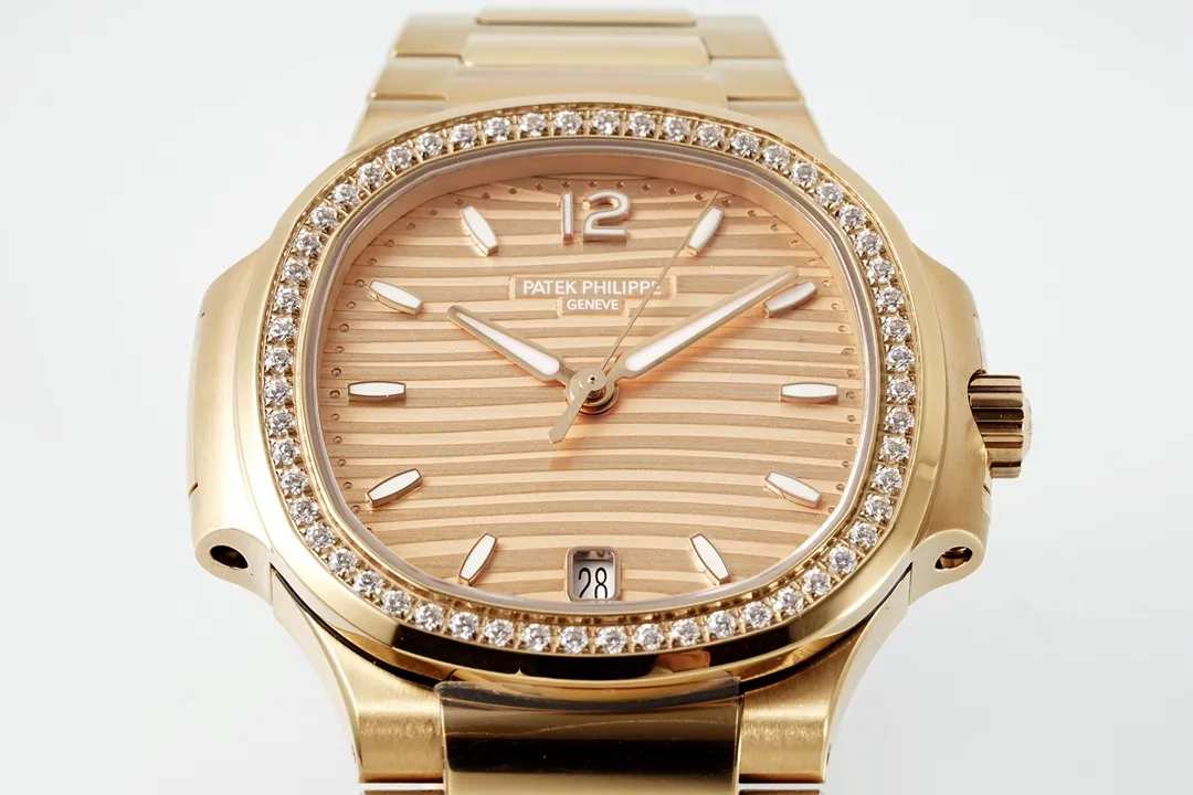 Patek Philippe Nautilus 7118 Rose Gold - Image 3
