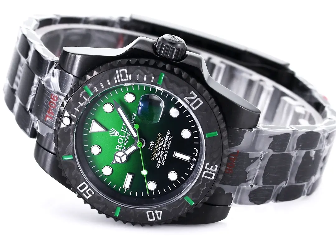 Rolex Submariner PARAKEET – Custom Black Carbon Fiber Bezel, Gradient Green Dial, 904L Steel by Official Store - Image 4