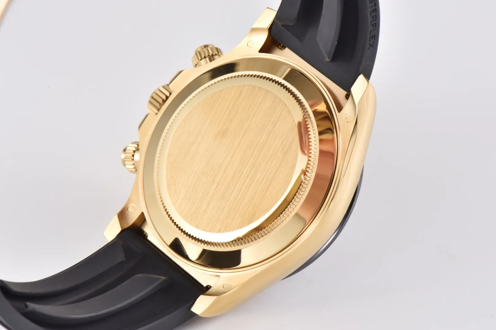 Rolex Daytona 116518 – Gold with Rubber Strap - Image 4