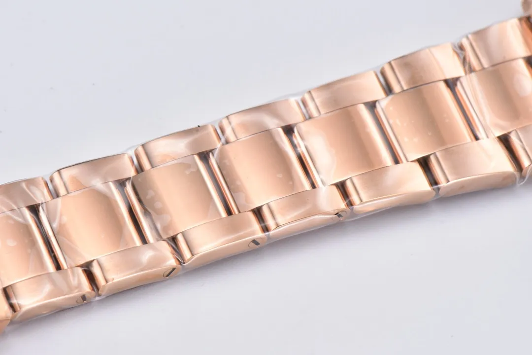 Rolex Daytona 116505 Full Rose Gold with Black Enamel Dial - Image 4