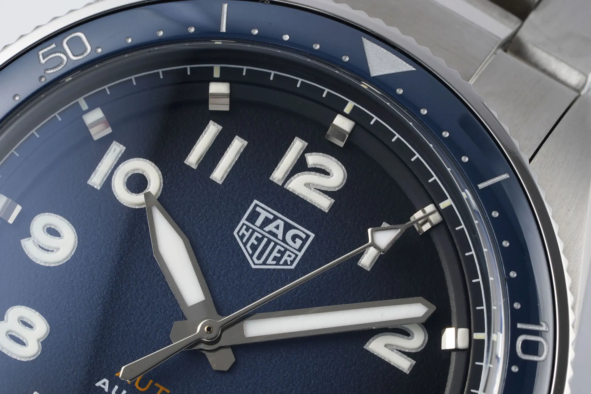 TAG Heuer – Blue Dial, Stainless Steel, Automatic Movement, Formal & Casual - Image 7
