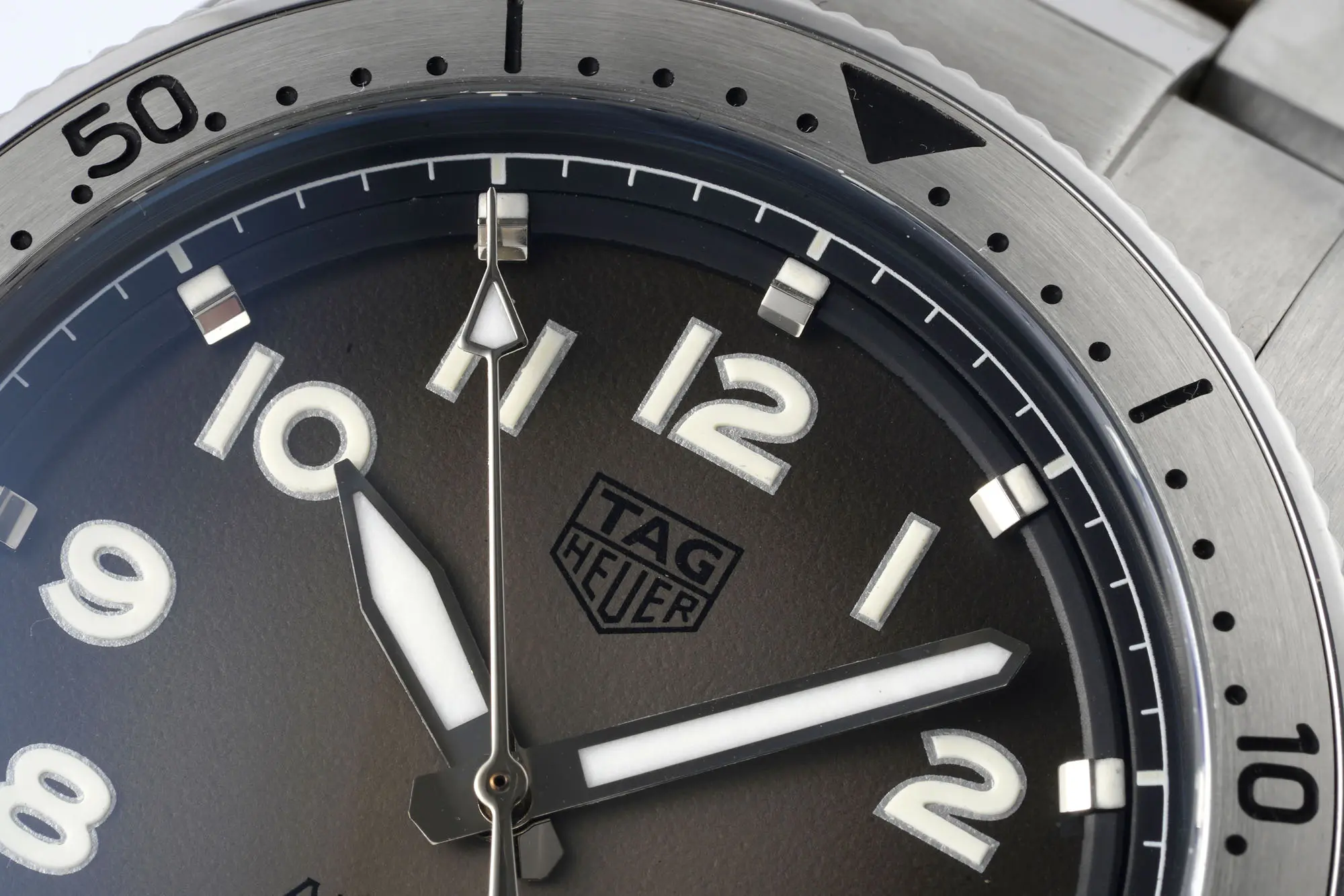TAG Heuer – Silver Stainless Steel, Grey Dial, Dress & Casual Style, 100m Waterproof, SW200 Movement, Premium - Image 7