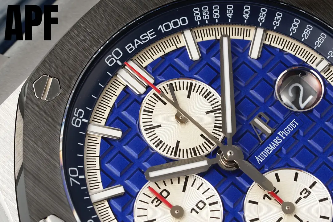 Audemars Piguet Royal Oak Offshore 26470 Blue Chronograph - Image 4