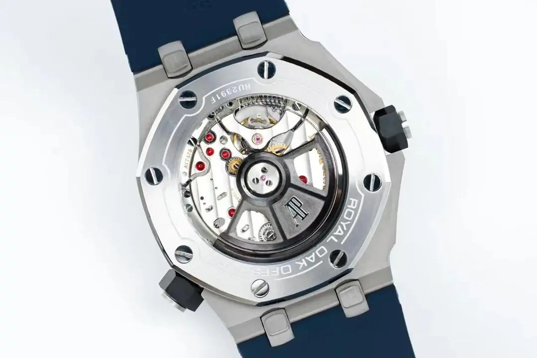 Audemars Piguet Royal Oak Offshore 15720 Blue Rubber - Image 4