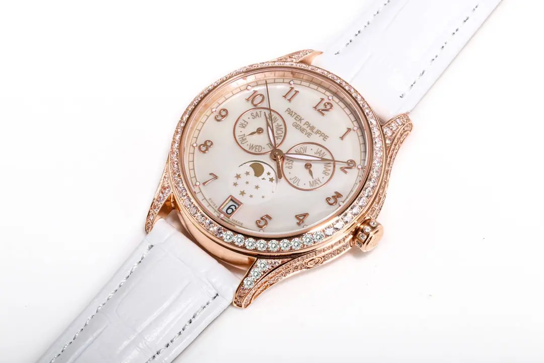 Patek Philippe Complications 4947R Rose Gold - Image 4
