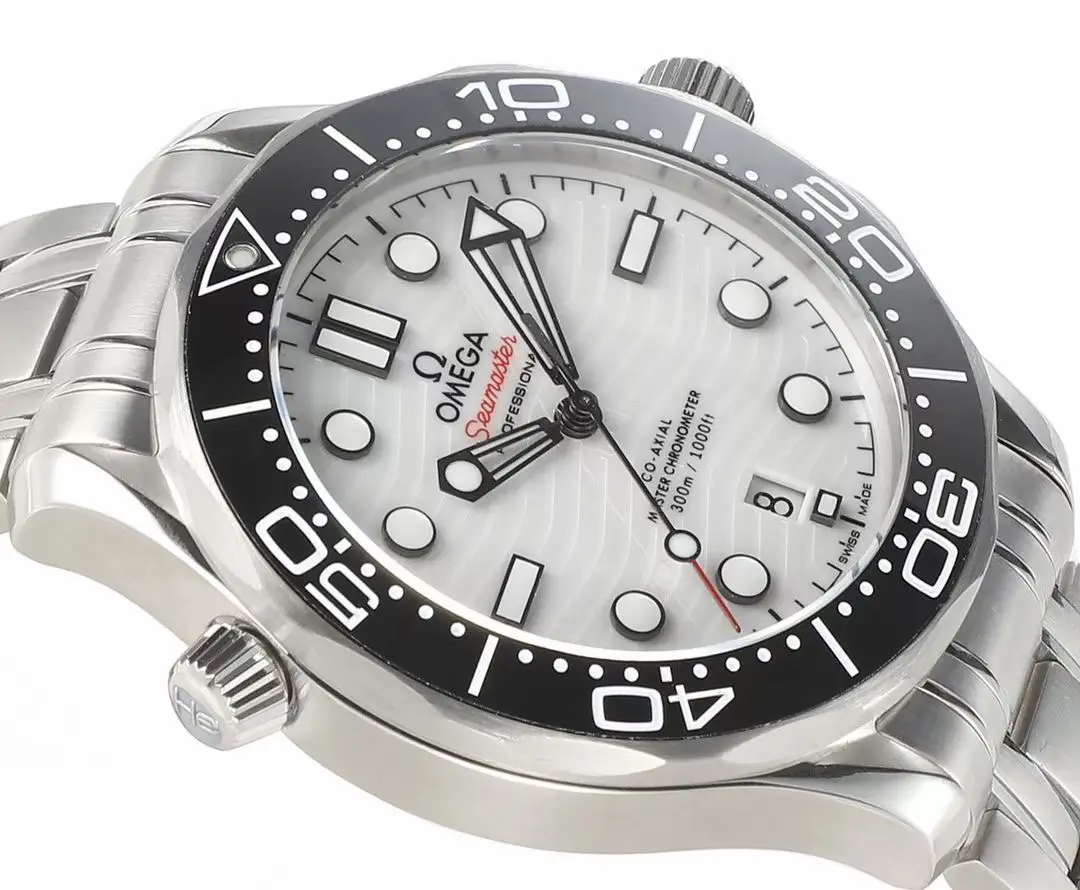 Omega Seamaster Planet Ocean 600m Co-Axial Master Chronometer 42mm Diver’s Watch – Stainless Steel with Black Ceramic Bezel, White Dial - Image 4
