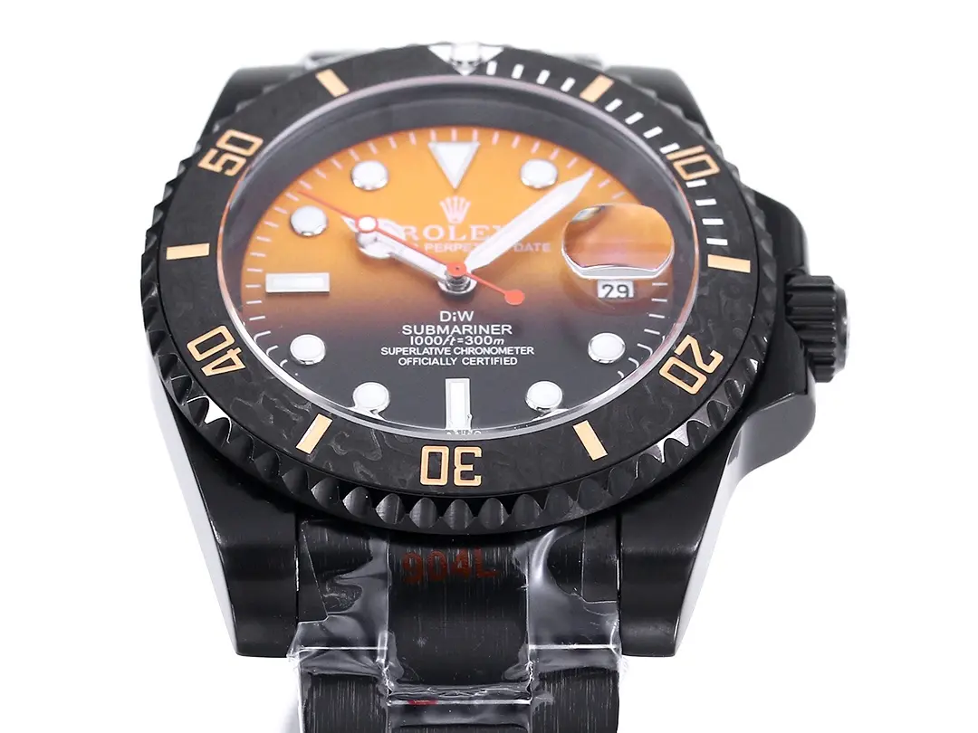 Rolex Submariner PARAKEET – Custom Gradient Green Dial, Black Carbon Fiber Bezel, 904L Steel - Image 5