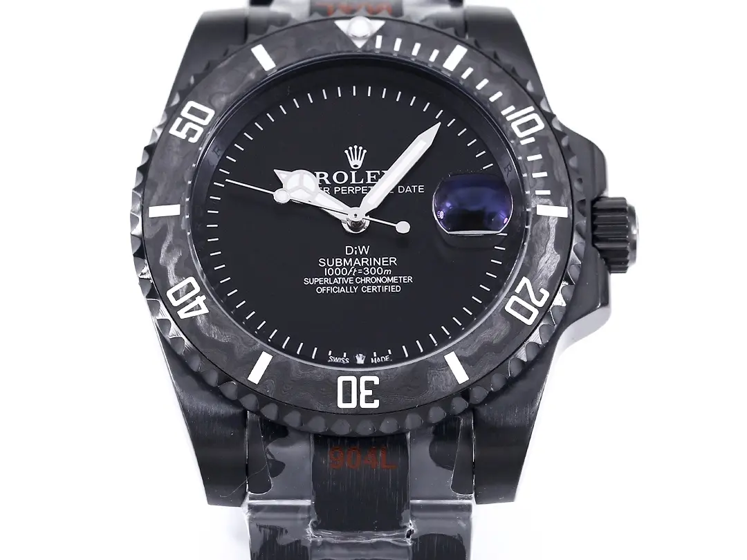 Rolex Submariner PARAKEET – Black Custom Carbon Fiber Bezel, Gradient Green Dial - Image 5