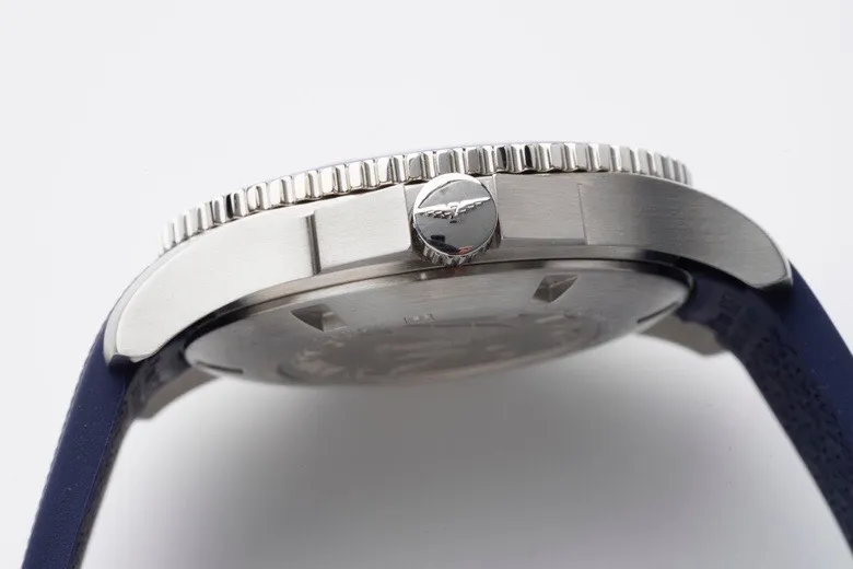 Longines Conquest Blue Dial Rubber Strap - Image 5