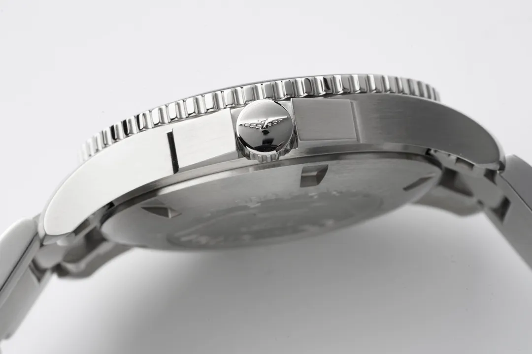 Longines Conquest Blue Dial Stainless Steel - Image 5