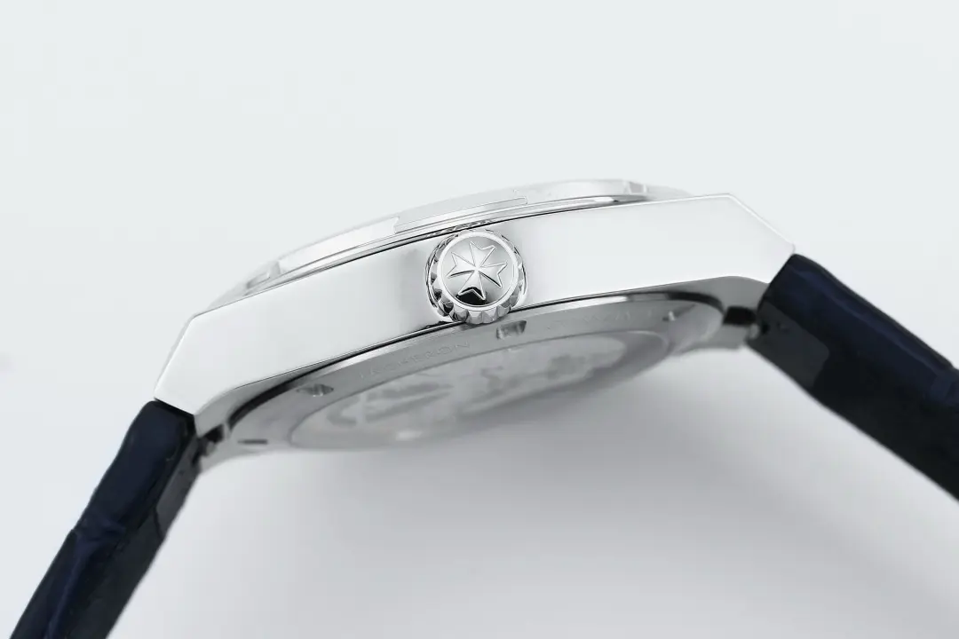 Vacheron Constantin Overseas Tourbillon – Blue Dial, Stainless Steel Case, Leather Strap - Image 5