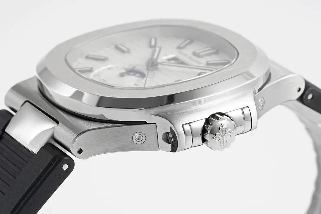 Patek Philippe Nautilus 5726/1A Blue Rubber - Image 14
