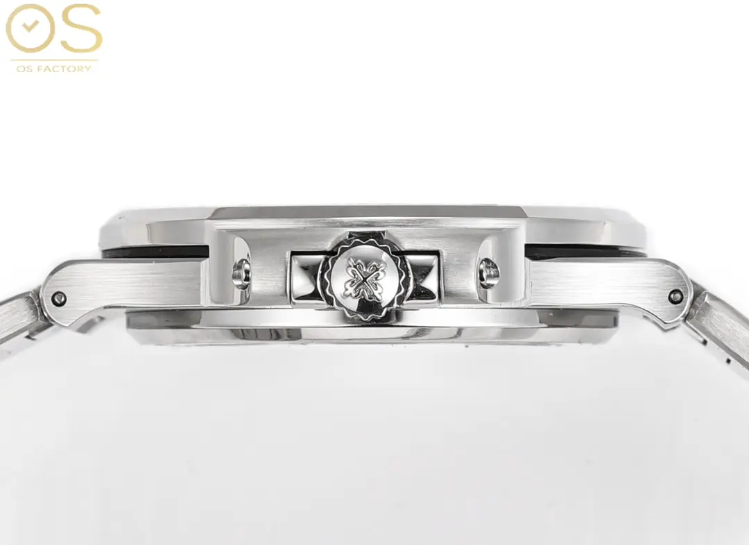 Patek Philippe Nautilus 5711/1A Silver - Image 5