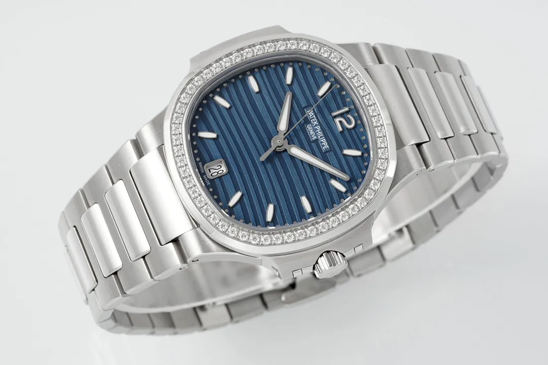 Patek Philippe Nautilus 7118 Blue Dial Steel - Image 5