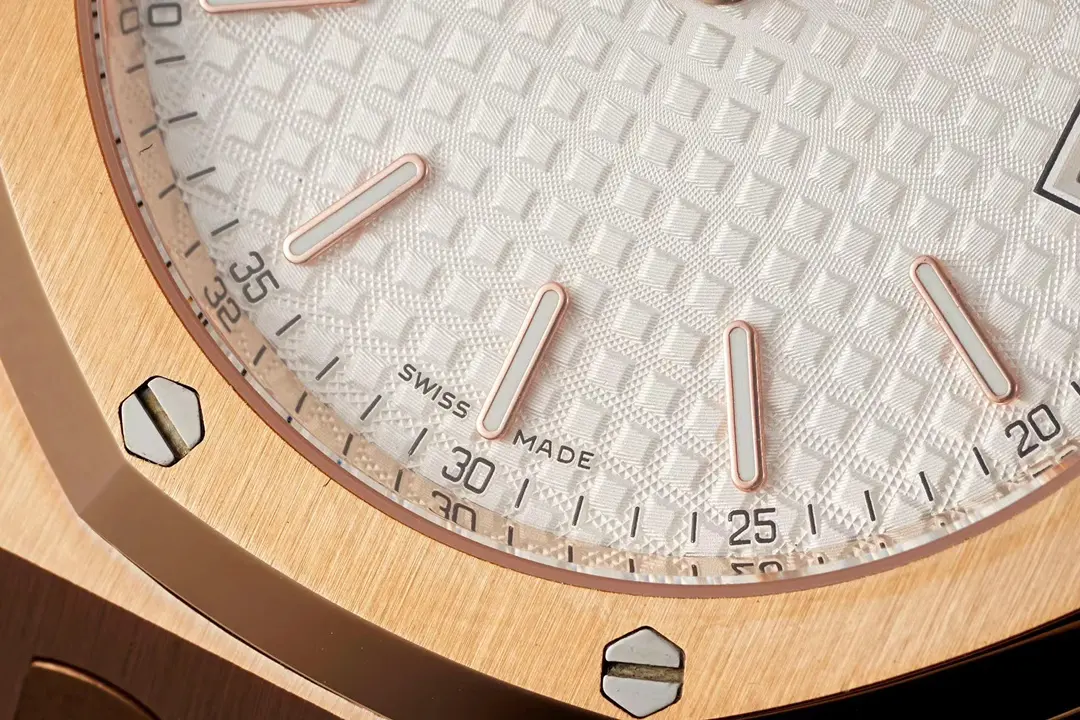 Audemars Piguet Royal Oak 15202 Rose Gold - Image 5